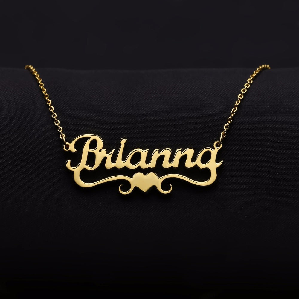 Underlined Heart Nameplate Necklace – AMORÉ THE LABEL - Main Image